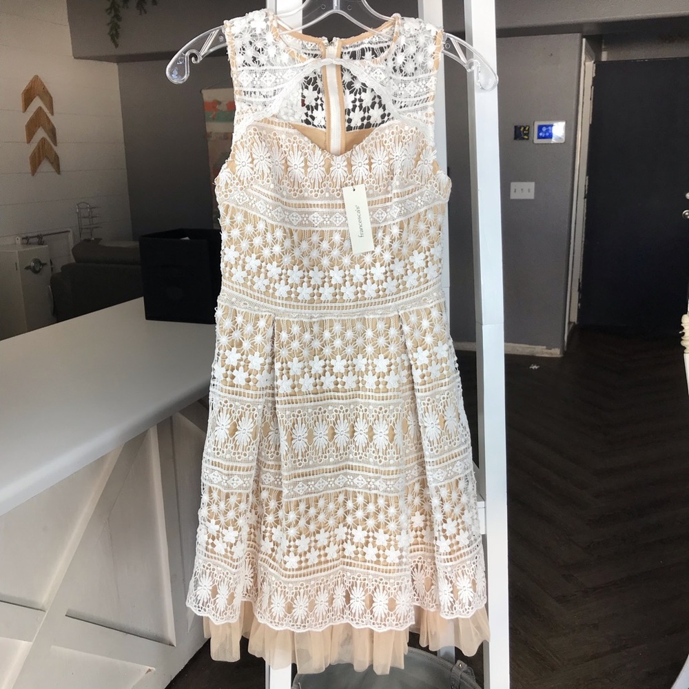 NWT Francesca’s Women’s White & Nude Dress Size XS